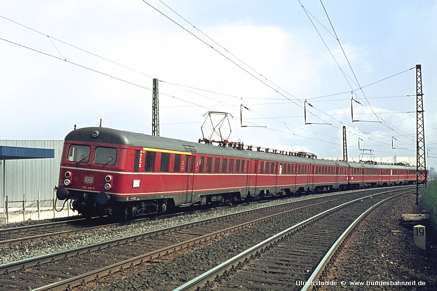 http://www.bundesbahnzeit.de/dso//ET25/b03-425_415.jpg