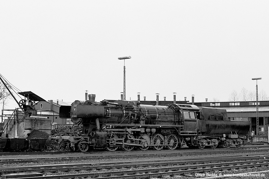 http://www.bundesbahnzeit.de/dso/50_Wannentender/b09-052_428.jpg