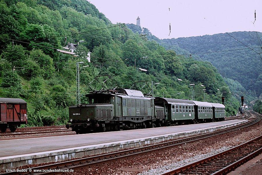 http://www.bundesbahnzeit.de/dso/Diverses/b01-194_039.jpg