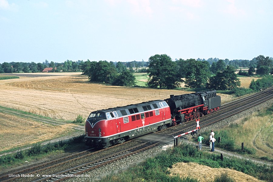 http://www.bundesbahnzeit.de/dso/Emsland-Diesel/b29-221_150+043_315.jpg