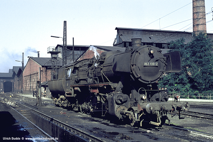 https://www.bundesbahnzeit.de/dso/50_Wannentender/b27-053_139.jpg